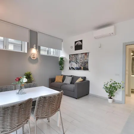 Casa Gianluca, Appartement *
